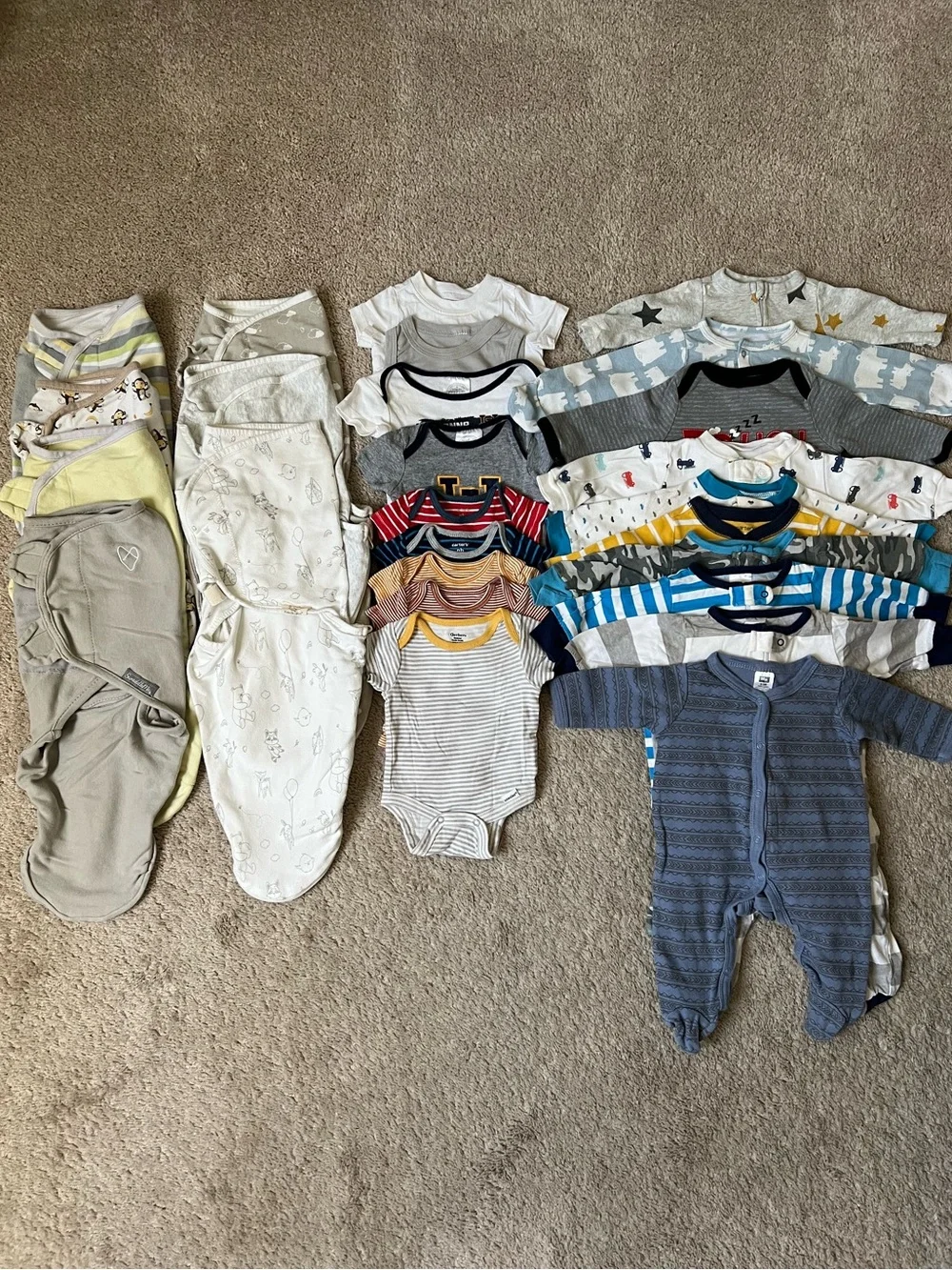 Bundle of Baby Essentials - size Newborn and 0-3 months
